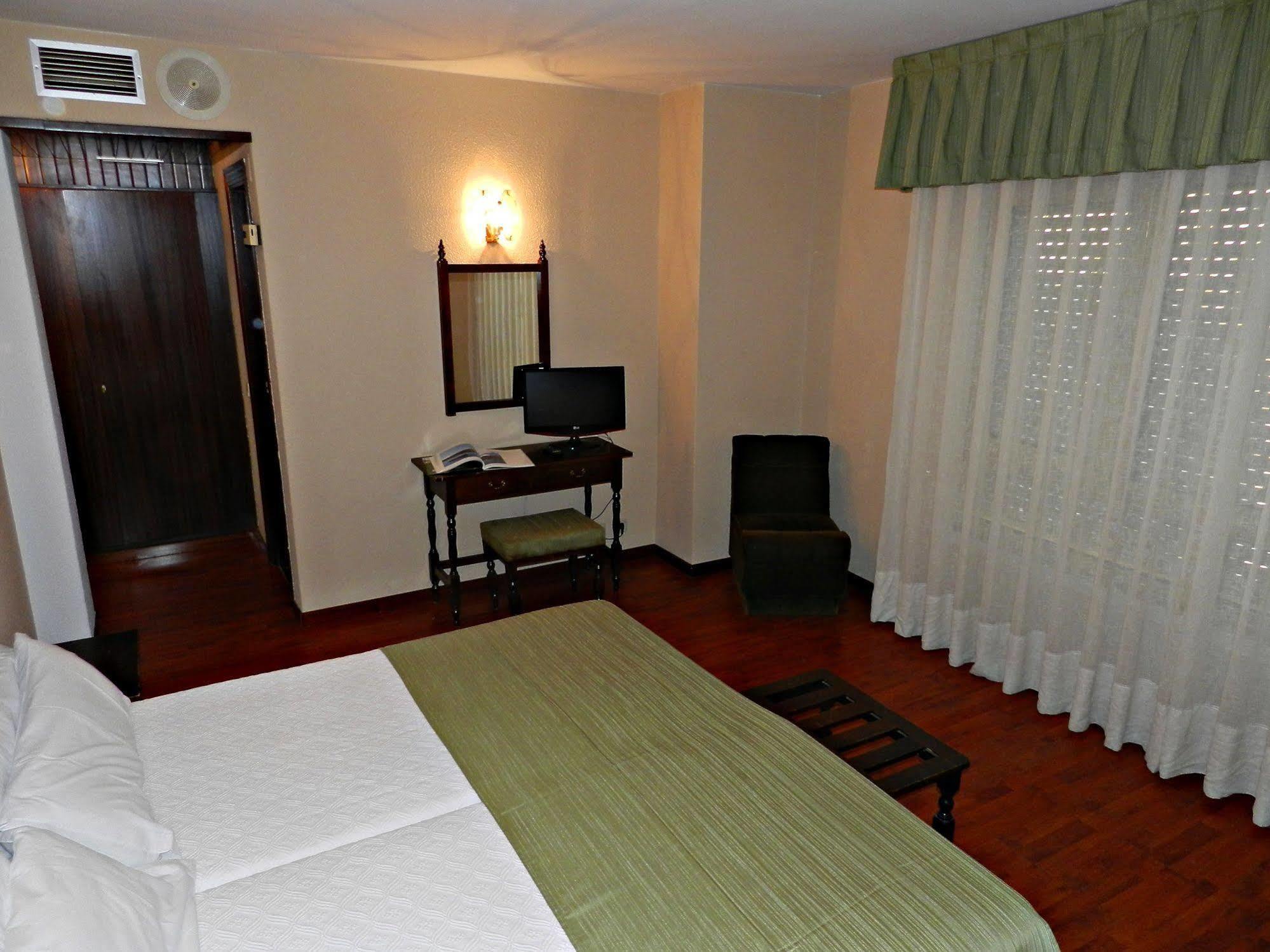 Hotel Alda Centro גיחון מראה חיצוני תמונה